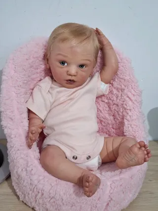 Bebé Reborn realista