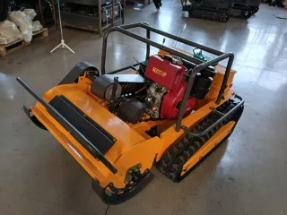Robot desbrozadora oruga híbrido