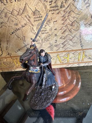 Figura de plomo edicion especial Aragorn a caballo