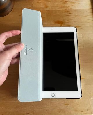 iPad 6ª Gen 128GB + Lápiz Metapen
