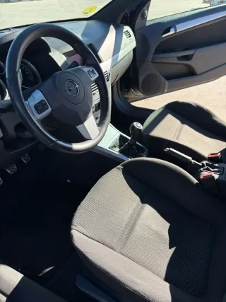 Opel Astra 2005
