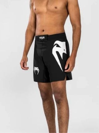 Pantalón corto MMA Venum Negro