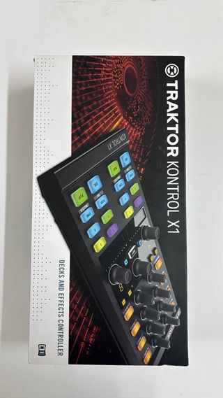 Controlador DJ Traktor Kontrol X1
