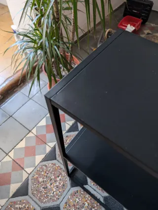 Estantería recibidor metal negro