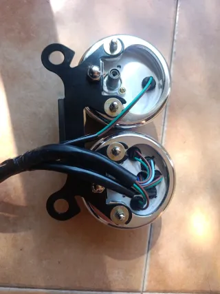 Cuentakilómetros y Tacómetro Moto