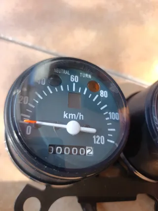 Cuentakilómetros y Tacómetro Moto