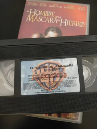 El Hombre de la Máscara de Hierro VHS