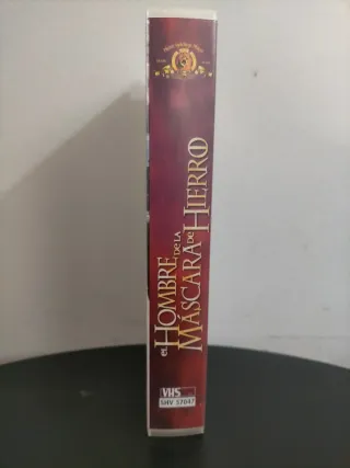 El Hombre de la Máscara de Hierro VHS