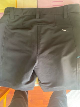 Pantalón corto mujer Crane Talla 42.Con ajuste a l