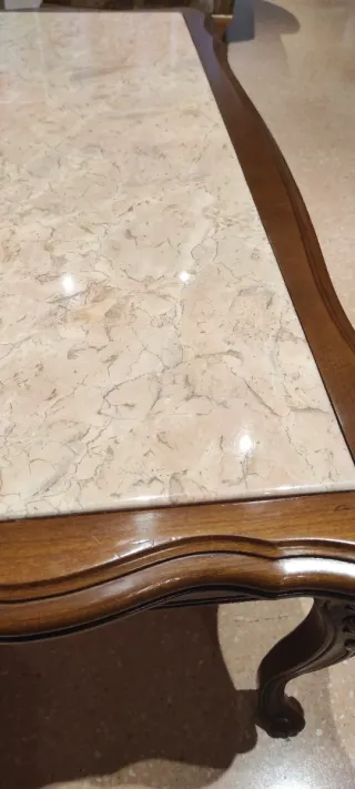 Mesa de salón madera y mármol