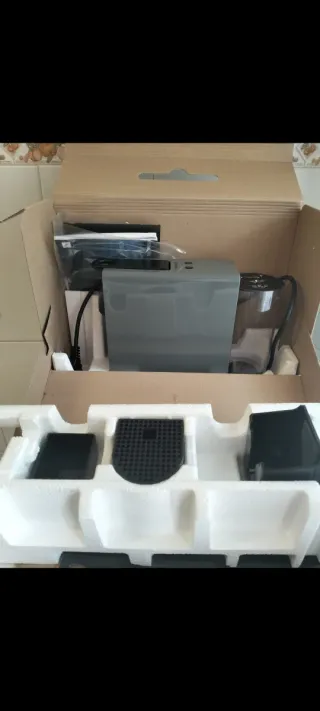 Cafetera Nespresso Essenza Mini Krups