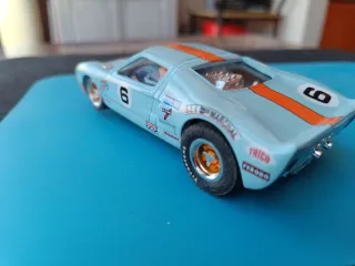 Scalextric Ford GT C-35 Azul Claro