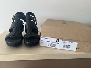 Cuñas Clarks Negras talla 38