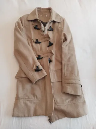 Trenca y jersey Massimo Dutti