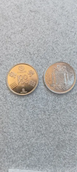 Lote Moneda 100 Ptas España 82 y otra
