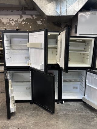 6 штук. Mini refrigerador para reparar o piezas