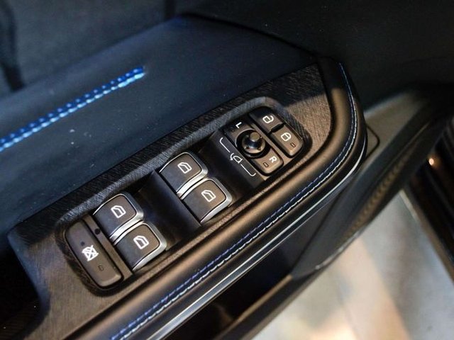 Lynk & Co 01 01 1.5 PHEV