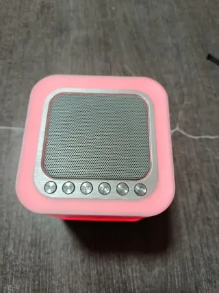 Altavoz Bluetooth con Luz S8