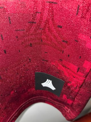 Camiseta Adidas Deportiva Roja Estilo Entrenamient