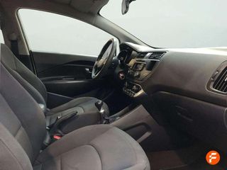 Kia Rio 1.2 CVVT 85cv Concept