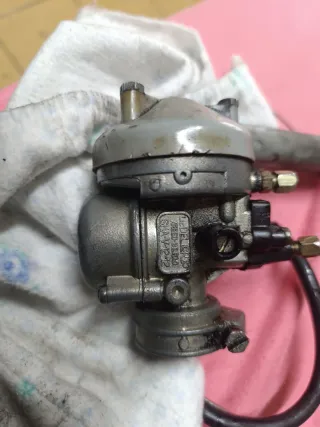 Piezas Vespino:deposito  llave , piloto, carburado