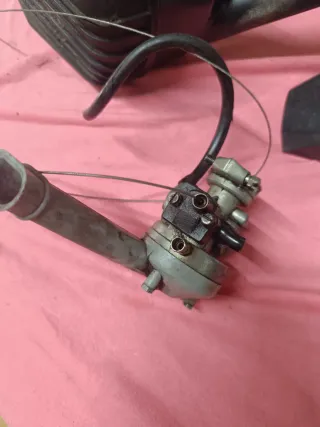 Piezas Vespino:deposito  llave , piloto, carburado