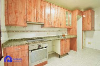 Piso en venta en Tenderina Alta - Fozaneldi en Oviedo