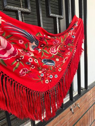 Manton Flamenca Bordado