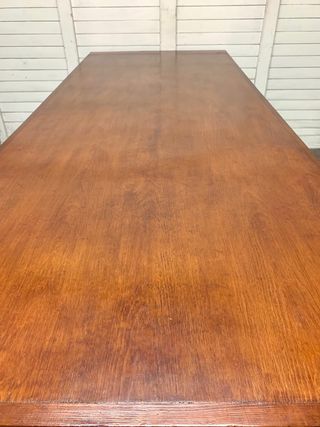 Mesa de comedor de madera grande. 10 comensales