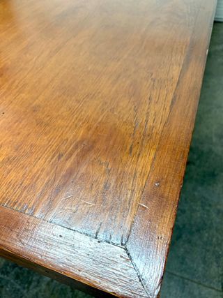 Mesa de comedor de madera grande. 10 comensales