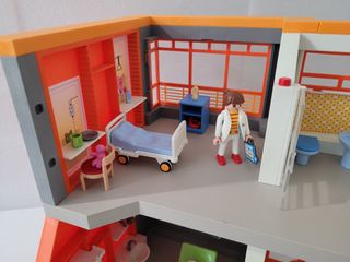 Hospital Infantil de Playmobil