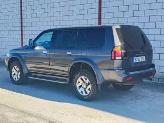 Mitsubishi Montero 2004