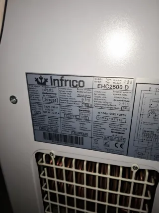 Vitrina Refrigeración Infrico 750 litros