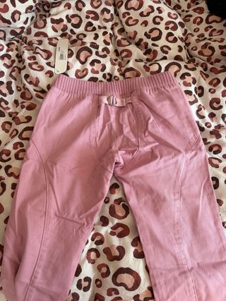 Pantalones Gizbo tiro bajo rosas