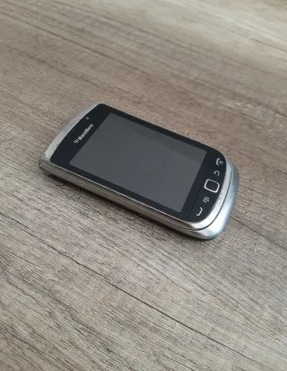 BlackBerry Torch 9810 Plata
