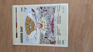 Pósters de Música: Green Day, The Strokes, AM.