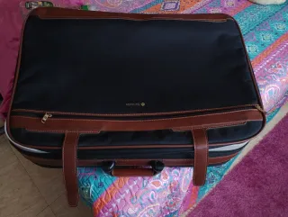 Maleta Negra y Marrón