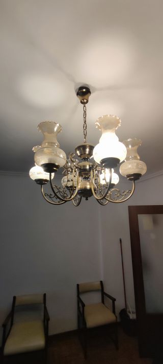 Lámparas colgantes de cristal y metal