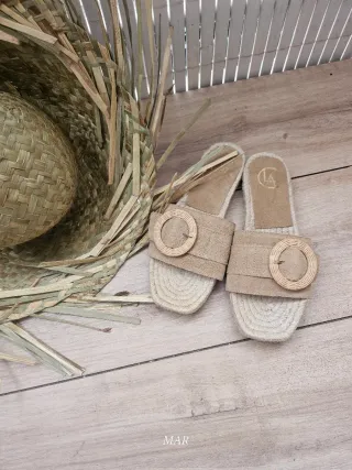 Sandalias Claudia Beige