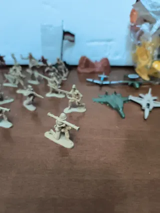 Soldatini vintage esercito plastica