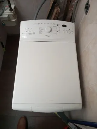 Lavadora Whirlpool estrecha 6kg