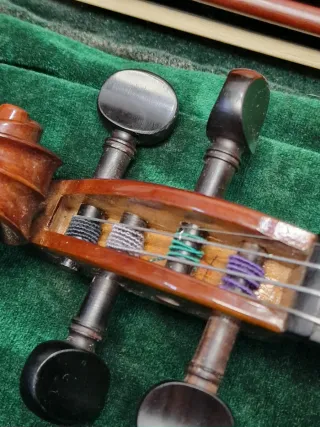 Violín 4/4 Alexis con accesorios