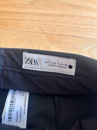 Pantalón de vestir negro ZARA