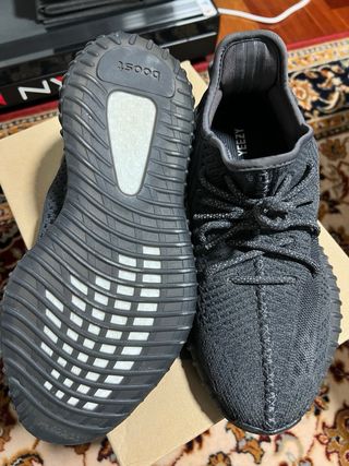 Adidas Yeezy Boost 350 V2 Triple Black FU9006