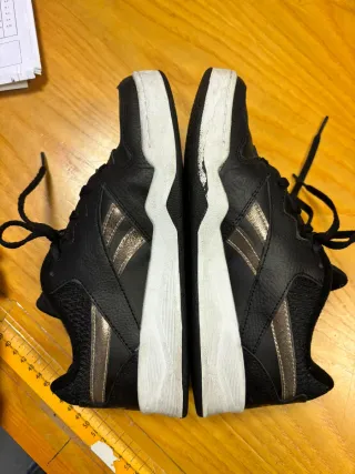 Reebok nere oro taglia 38,5