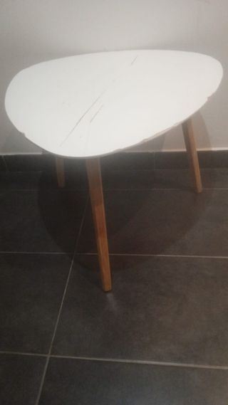 Tavolo ausiliario ovale JYSK in bambù