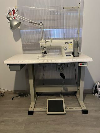 Máquina de coser industrial Brother S-1000A-3