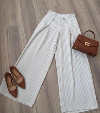 Pantalón de vestir rayas marrones y blancas