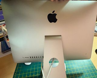 Apple iMac 21,5” Plata
