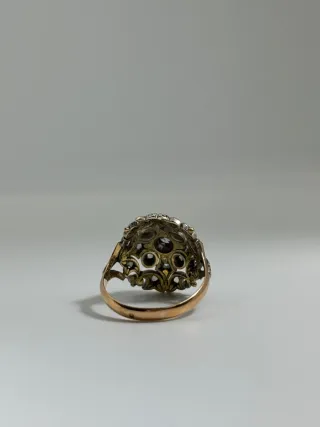 Sortija de oro con diamantes